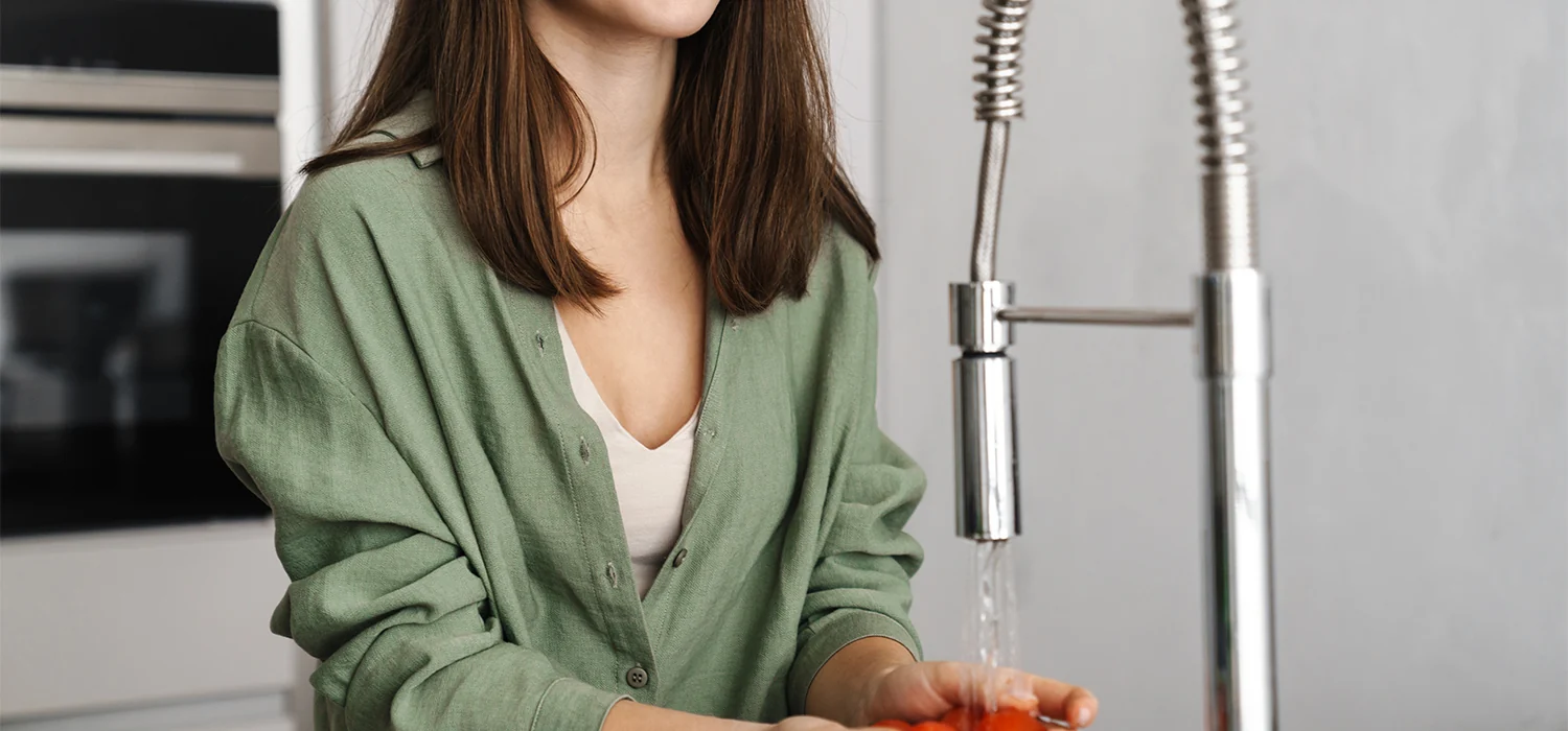 Find the ideal Premium Kitchen Taps Ireland with practical tips on design, materials, durability, features, and price to suit your kitchen needs.